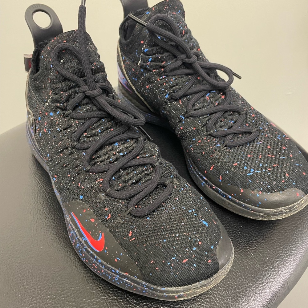 Nike KD basketball shoes